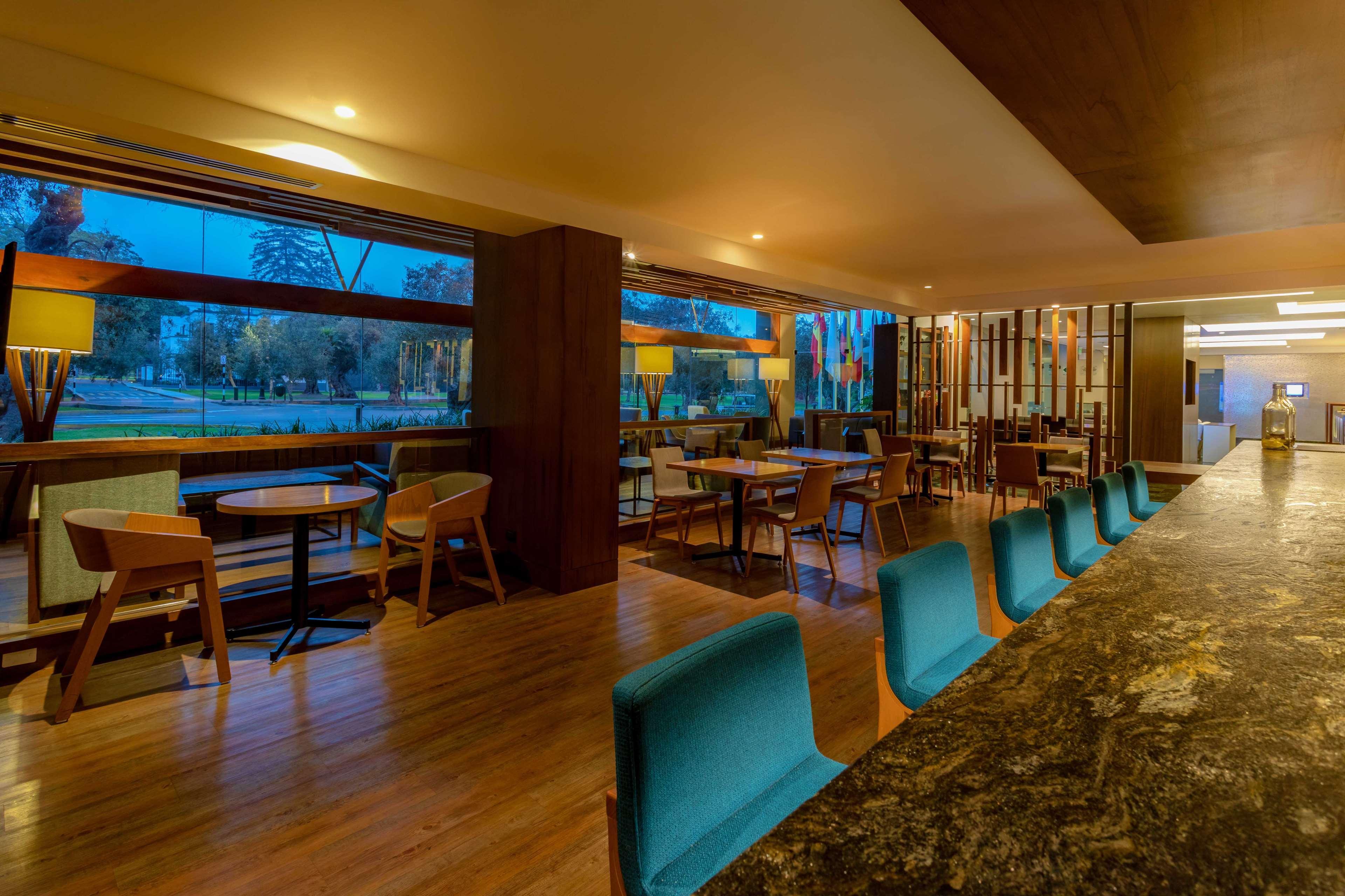 Sonesta Hotel El Olivar ليما المظهر الخارجي الصورة The Bar