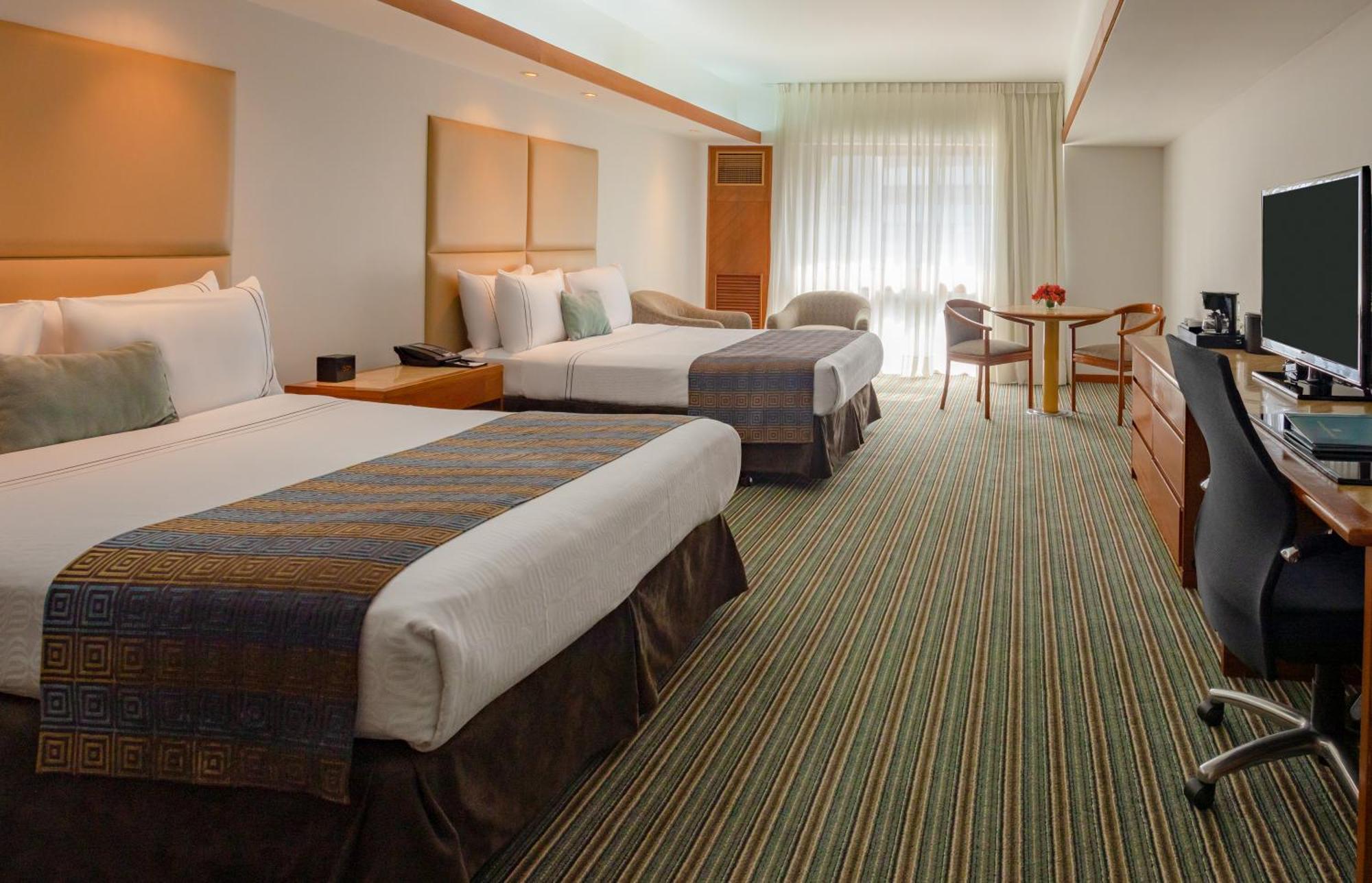 Sonesta Hotel El Olivar ليما المظهر الخارجي الصورة A typical room at the hotel
